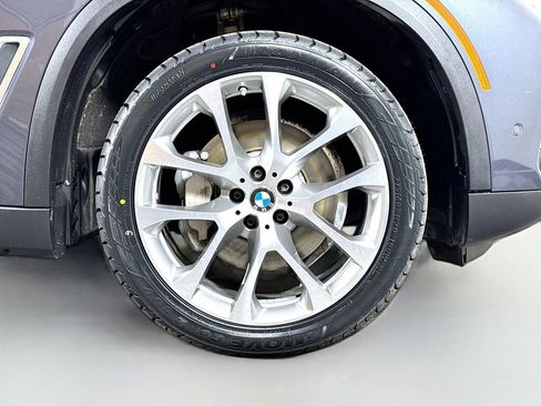 Used 2020 BMW X5 xDrive40i w/ Premium Package image 41