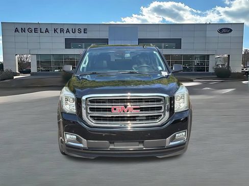 Used 2020 GMC Yukon XL SLT w/ Open Road Package RWD image 2