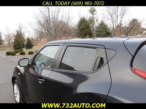 Used 2011 Nissan Juke SV image 20