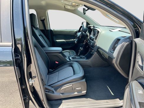 Used 2019 Chevrolet Colorado Z71 AWD/4WD image 26
