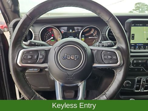 Used 2021 Jeep Wrangler Unlimited Sahara w/ Cold Weather Group image 9