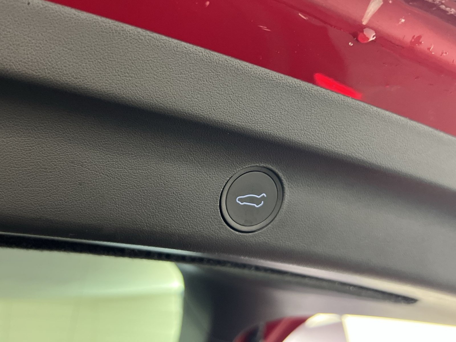 Used 2023 Tesla Model Y Long Range AWD/4WD image 26