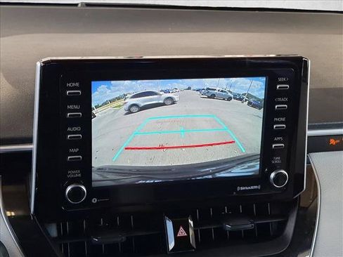 Used 2021 Toyota Corolla LE FWD image 10