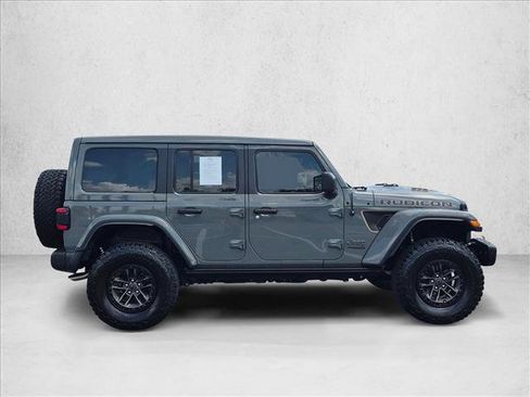 Used 2022 Jeep Wrangler Unlimited Rubicon w/ Trailer Tow Package AWD/4WD image 4