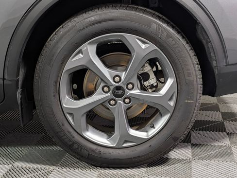 Certified 2025 Ford Escape ST-Line FWD image 26