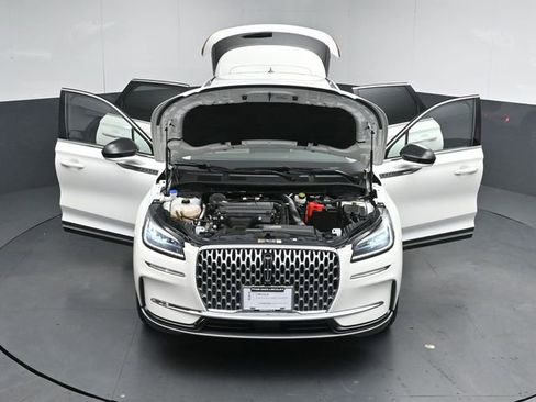 Used 2023 Lincoln Corsair AWD image 49
