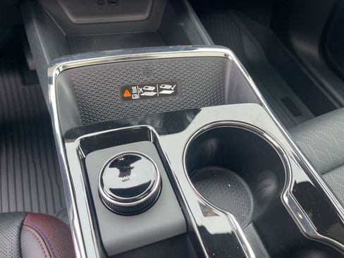 New 2026 Chevrolet Equinox RS w/ Convenience Package III image 31