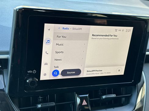 Used 2024 Toyota Corolla LE image 17