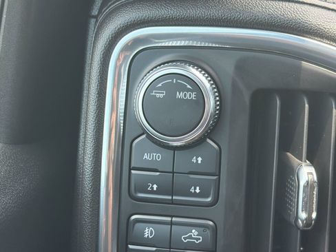 Used 2023 GMC Sierra 2500 Denali w/ Denali Ultimate Package AWD/4WD image 29