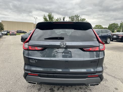 Certified 2025 Honda CR-V Sport image 9