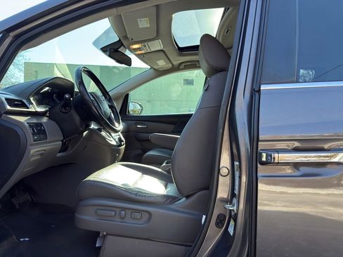 Used 2016 Honda Odyssey EX-L image 11