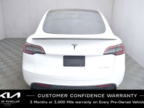 Used 2022 Tesla Model Y Performance image 6