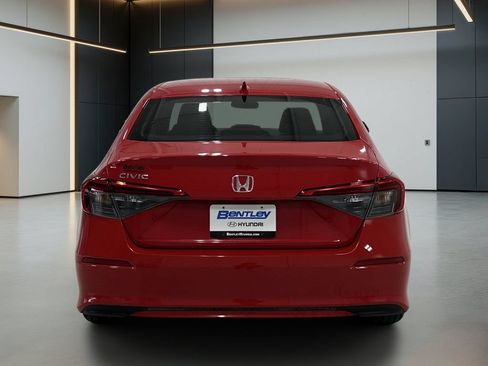 Used 2022 Honda Civic EX image 5