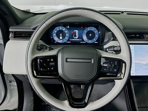 New 2026 Land Rover Range Rover Velar Dynamic SE image 12
