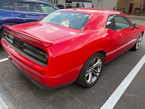 Used 2020 Dodge Challenger R/T RWD image 2