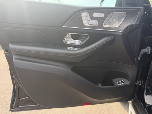 Used 2022 Mercedes-Benz GLS 450 4MATIC image 18