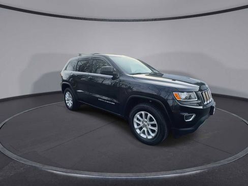 Used 2016 Jeep Grand Cherokee Laredo w/ Quick Order Package 23E image 2