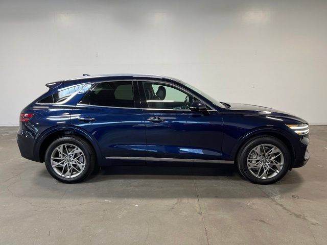 Used 2025 Genesis GV70 2.5T AWD/4WD image 2