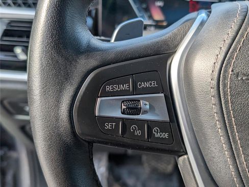 Used 2025 BMW X5 xDrive50e image 25