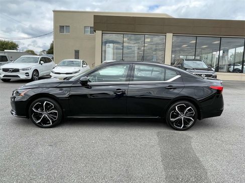 Used 2023 Nissan Altima 2.5 SR image 25