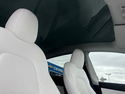 Used 2022 Tesla Model Y Performance AWD/4WD image 21