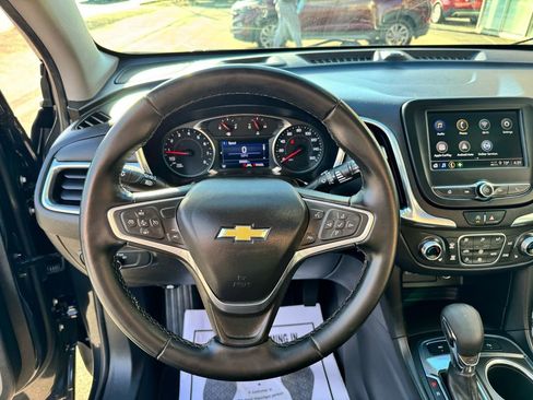 Used 2023 Chevrolet Equinox LT image 17