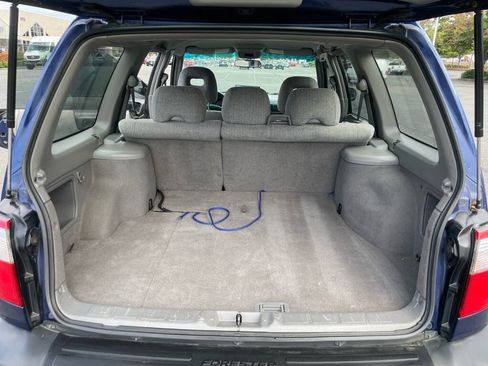 Used 2001 Subaru Forester L AWD/4WD image 16