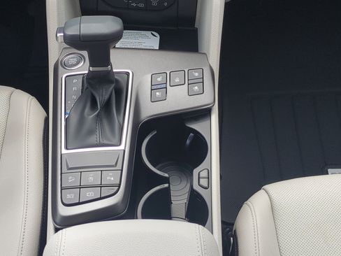 New 2026 Kia Sportage SX FWD image 17