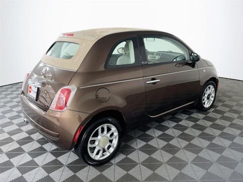Used 2012 FIAT 500 Pop w/ Bose Premium Audio Pkg FWD image 9