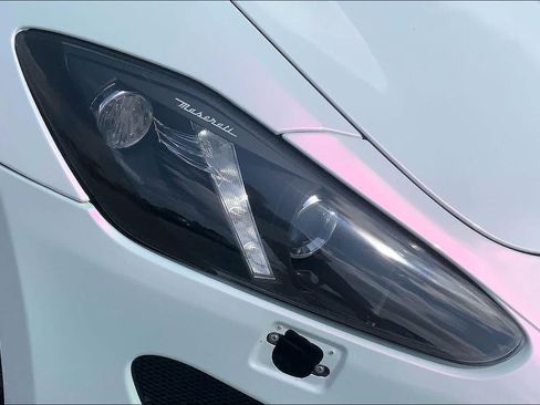 Used 2015 Maserati GranTurismo MC Centennial RWD image 27