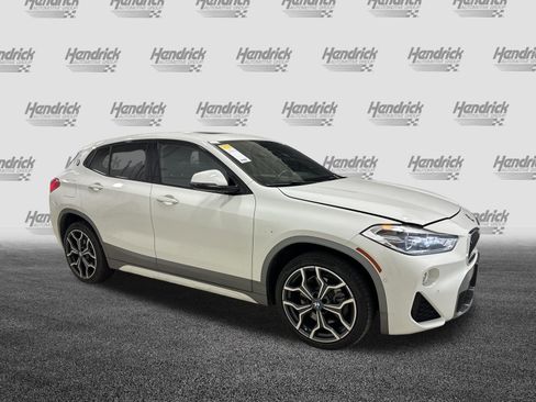 Used 2018 BMW X2 xDrive28i w/ M SportX Package AWD/4WD image 2