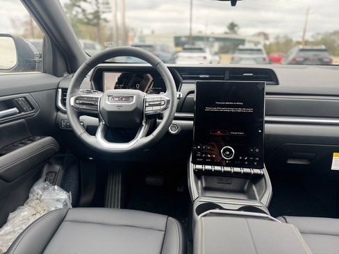 New 2026 GMC Terrain Elevation w/ Elevation Premium Package AWD/4WD image 13