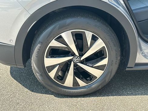 New 2026 Volkswagen ID.4 Pro RWD image 17