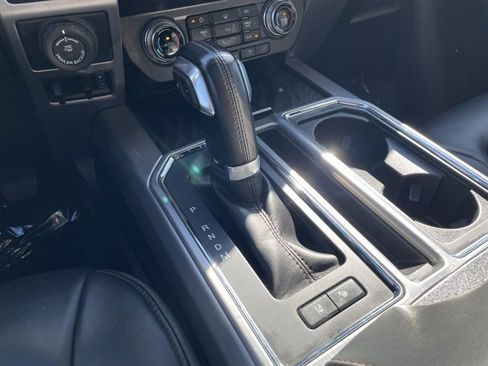 Used 2020 Ford F150 Platinum w/ Equipment Group 701A Luxury image 22