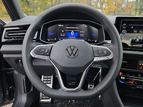 New 2026 Volkswagen Jetta Sport FWD image 17