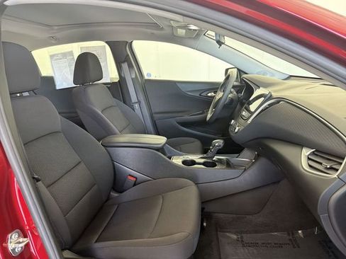 Used 2023 Chevrolet Malibu LT w/ Sport Edition image 18