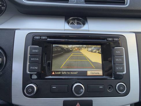 Used 2014 Volkswagen CC Sport image 40