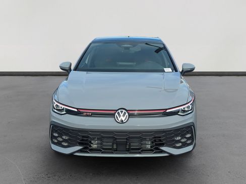 New 2026 Volkswagen Golf SE image 8