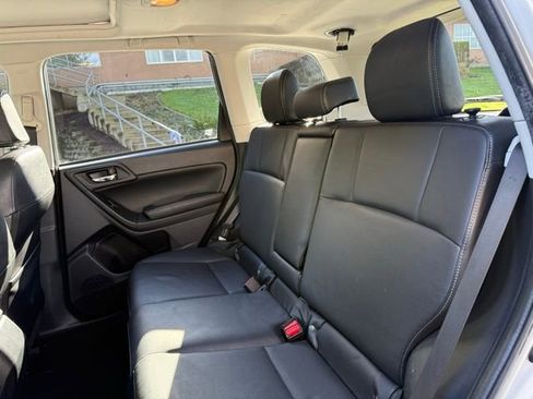 Used 2014 Subaru Forester 2.5i Limited image 26