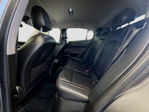 Used 2021 Alfa Romeo Stelvio Sprint w/ Nero Edizione image 14