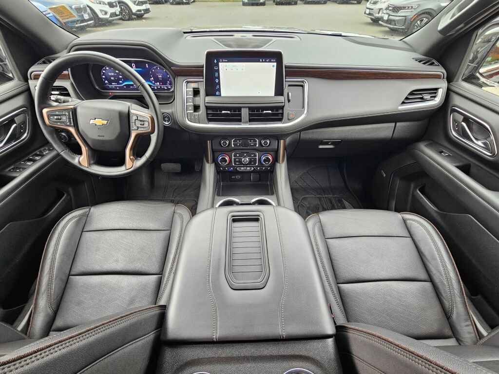 Certified 2023 Chevrolet Tahoe High Country AWD/4WD image 9