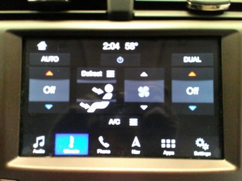 Used 2018 Ford Fusion Titanium image 20