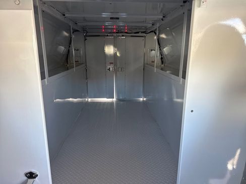 New 2025 Chevrolet Express 3500 w/ Power Convenience Package image 23