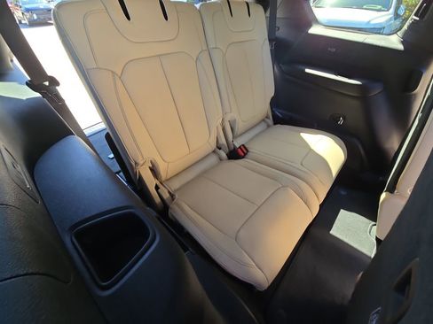 New 2025 Jeep Grand Cherokee L Limited RWD image 13