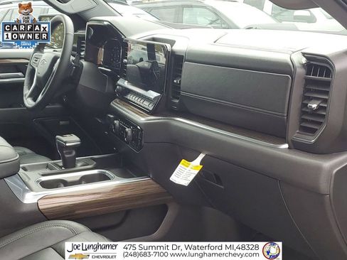 Certified 2024 Chevrolet Silverado 1500 LT Trail Boss w/ Convenience Package II image 31