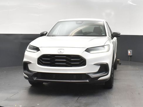 Used 2024 Honda HR-V Sport image 10