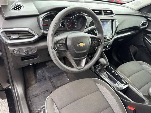 Used 2023 Chevrolet TrailBlazer LT w/ Convenience Package image 35