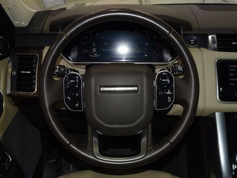 Used 2018 Land Rover Range Rover Sport SE image 24