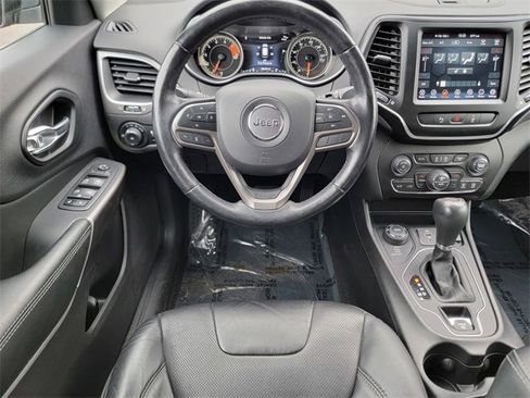 Certified 2021 Jeep Cherokee Latitude Lux w/ Sun & Sound Group image 31