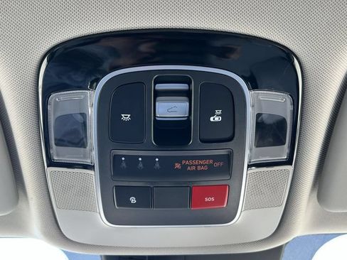 Certified 2024 Hyundai Tucson Limited FWD image 32